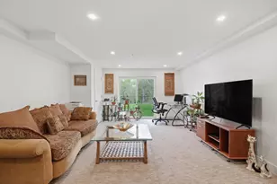 13 Paddock Ln, Woburn, MA 01801 - Photo 27