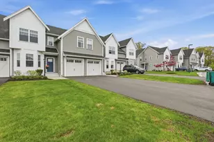 13 Paddock Ln, Woburn, MA 01801 - Photo 3