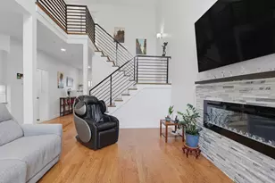 13 Paddock Ln, Woburn, MA 01801 - Photo 5