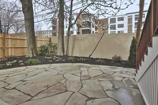 77 Verndale St, Brookline, MA 02446 - Photo 7