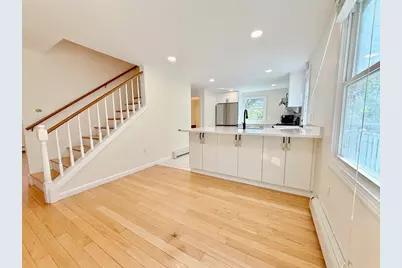 6 Larch St, Boston, MA 02135 - Photo 11