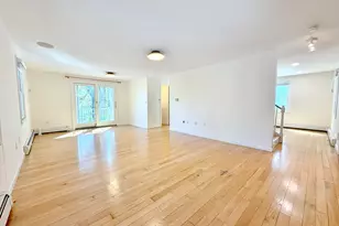 6 Larch St, Boston, MA 02135 - Photo 3