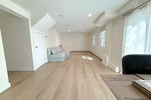6 Larch St, Boston, MA 02135 - Photo 23