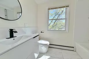 6 Larch St, Boston, MA 02135 - Photo 17