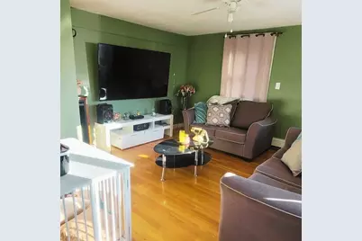 9 Summit Ave, Saugus, MA 01906 - Photo 3