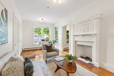 14 Russell St #3, Arlington, MA 02474 - Photo 9