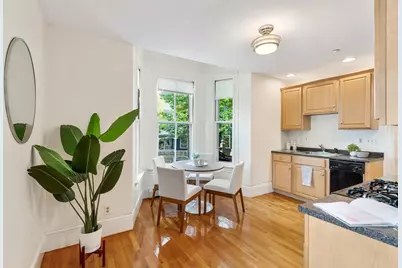 14 Russell St #3, Arlington, MA 02474 - Photo 13