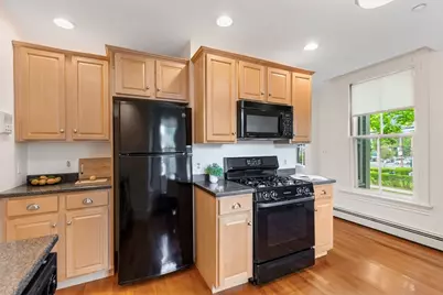 14 Russell St #3, Arlington, MA 02474 - Photo 15