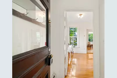 14 Russell St #3, Arlington, MA 02474 - Photo 5