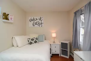 546 E 8th St, Boston, MA 02127 - Photo 7
