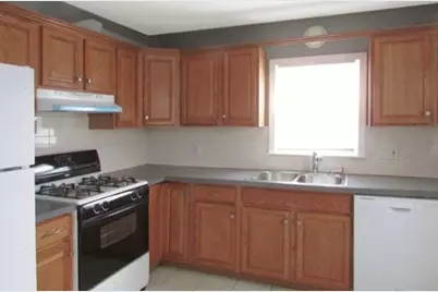 176 Pearl St #176, Newton, MA 02458 - Photo 5