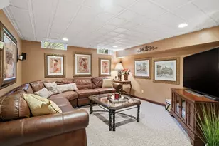 141 Ellington St, Longmeadow, MA 01106 - Photo 31