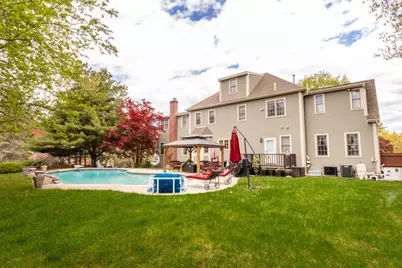 2 Macintyre Dr, North Reading, MA 01864 - Photo 3