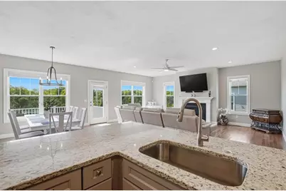 170 Stone Hill Dr #170, Northbridge, MA 01588 - Photo 13