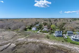 12 Noyes Ave, Mattapoisett, MA 02739 - Photo 5
