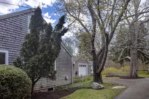 12 Noyes Ave, Mattapoisett, MA 02739 - Photo 15