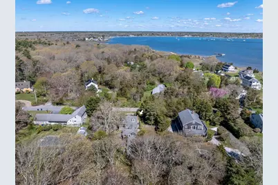 12 Noyes Ave, Mattapoisett, MA 02739 - Photo 3
