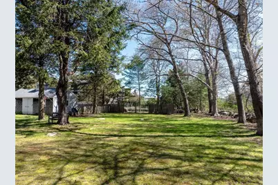 12 Noyes Ave, Mattapoisett, MA 02739 - Photo 37