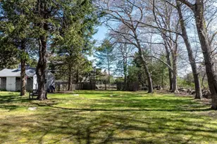12 Noyes Ave, Mattapoisett, MA 02739 - Photo 37