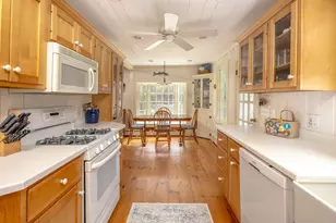 12 Noyes Ave, Mattapoisett, MA 02739 - Photo 21