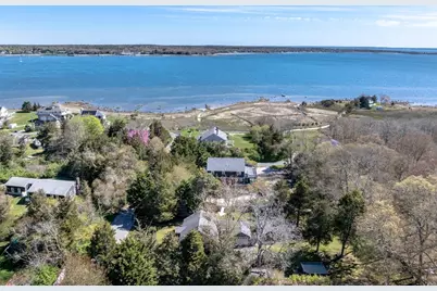 12 Noyes Ave, Mattapoisett, MA 02739 - Photo 39