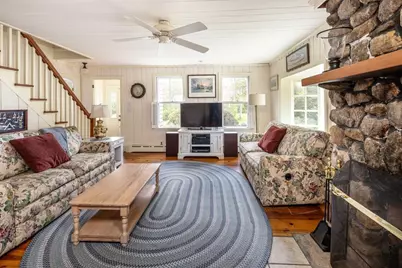 12 Noyes Ave, Mattapoisett, MA 02739 - Photo 19