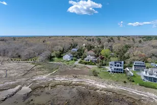 12 Noyes Ave, Mattapoisett, MA 02739 - Photo 5