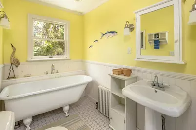12 Noyes Ave, Mattapoisett, MA 02739 - Photo 25