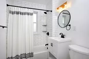 111 Darrow St, Quincy, MA 02169 - Photo 9