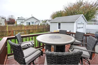 111 Darrow St, Quincy, MA 02169 - Photo 23