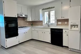 349 Lagrange St, Boston, MA 02132 - Photo 5