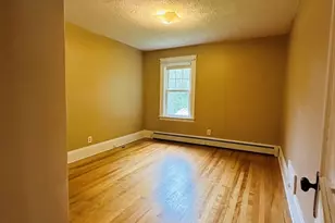10 Park St, Auburn, MA 01501 - Photo 9