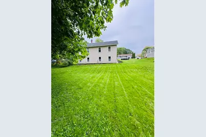 10 Park St, Auburn, MA 01501 - Photo 5