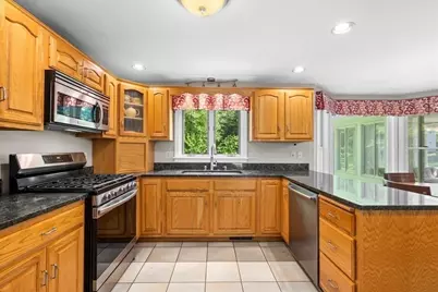 6 Teresa Cir, Franklin, MA 02038 - Photo 7