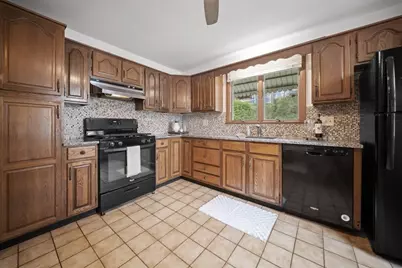 1180 Main Street #2, Waltham, MA 02451 - Photo 9