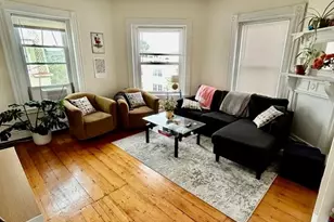 111 H St, Boston, MA 02127 - Photo 1