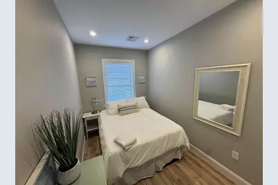 142 W 8th #2, Boston, MA 02127 - Photo 5