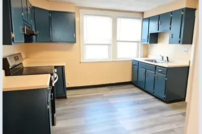 90 Elmer Rd #2, Boston, MA 02124 - Photo 11