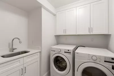 45 Maplewood #45, Watertown, MA 02472 - Photo 17
