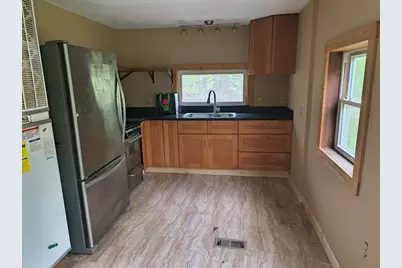 211 West St, Worthington, MA 01098 - Photo 15