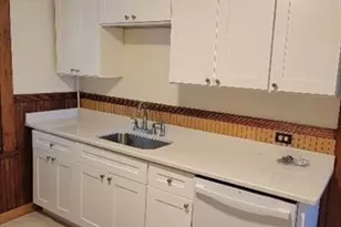 10-12 Brookway Rd, Boston, MA 02131 - Photo 13