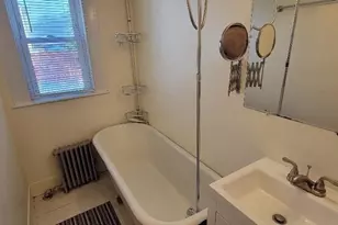 10-12 Brookway Rd, Boston, MA 02131 - Photo 11