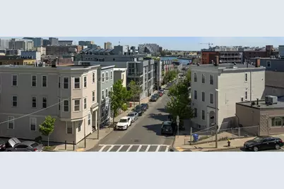402 E 3rd St #1, Boston, MA 02127 - Photo 25