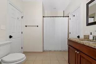 402 E 3rd St, Boston, MA 02127 - Photo 21