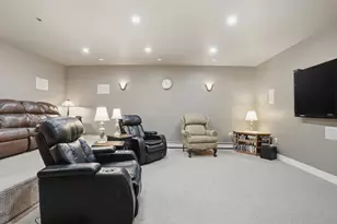 1 Twin Springs Dr, Saugus, MA 01906 - Photo 17