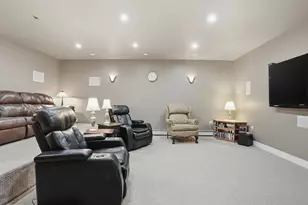 1 Twin Springs Dr, Saugus, MA 01906 - Photo 17