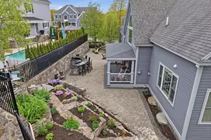 1 Twin Springs Dr, Saugus, MA 01906 - Photo 3