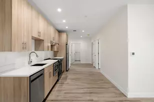 1151 Walnut St, Newton, MA 02461 - Photo 9