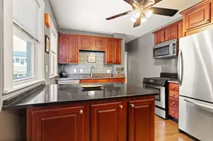 42 Freeman Ave, Everett, MA 02149 - Photo 17