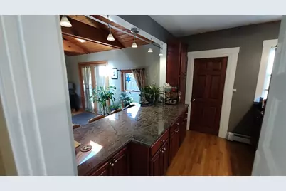 42 Freeman Ave, Everett, MA 02149 - Photo 23